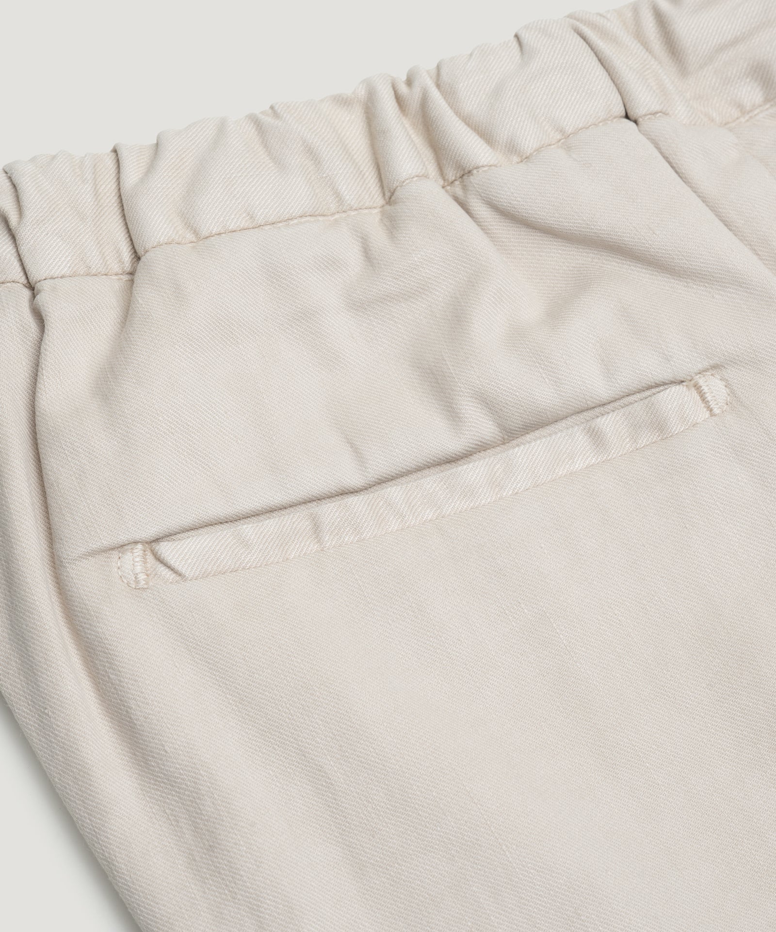 Pleated bermuda shorts linnen/katoen stretch beige - Image 4
