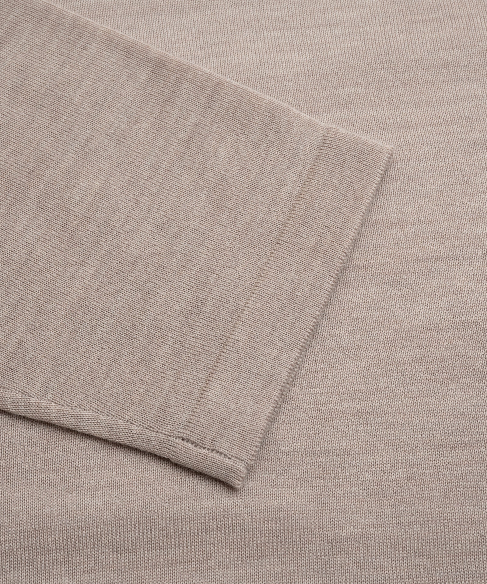 Trui crewneck extra fine merino taupe - Image 3